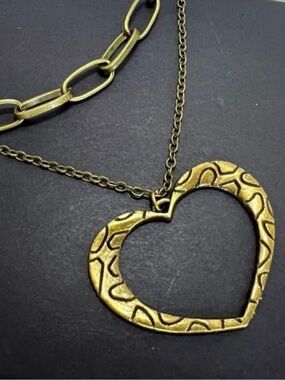 Antique Bronze Heart Pendant Necklace - Elegant Openwork Heart Necklace